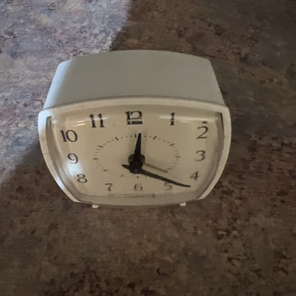 Westclox NAP Wind Up Alarm Clock Vintage, Tested and Working - Image 2 of 4