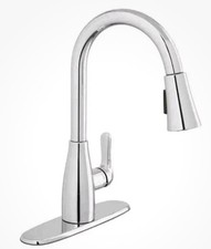 NEW  GLACIER BAY McKenna Single-Handle Pull Down Sprayer Kitchen Faucet in Sta