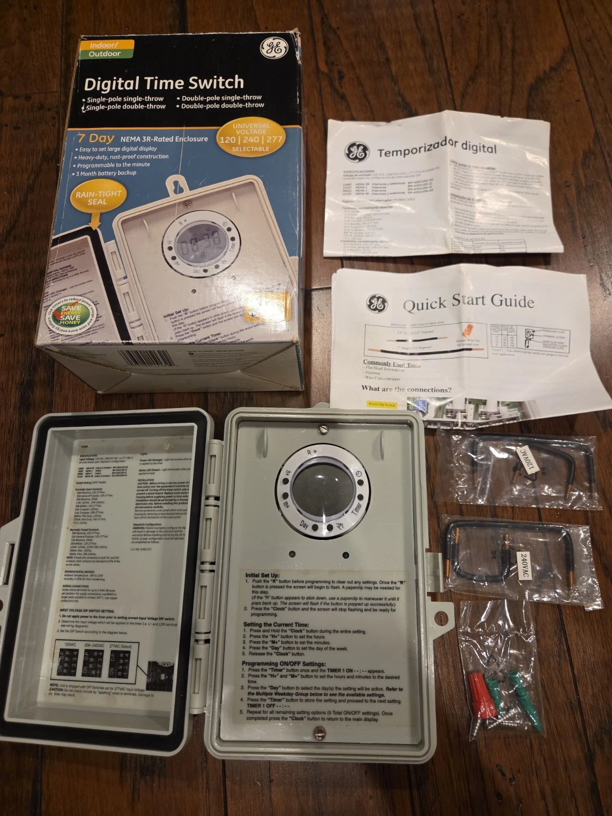 GE Digital Time Switch Indoor/Outdoor 24-hour model 15132, New