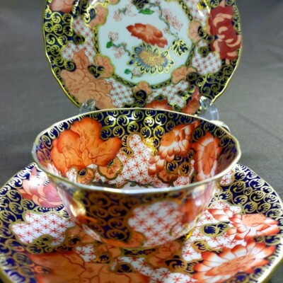 ROYAL CROWN DERBY Handbemaltes antikes altes Imari Trio Set