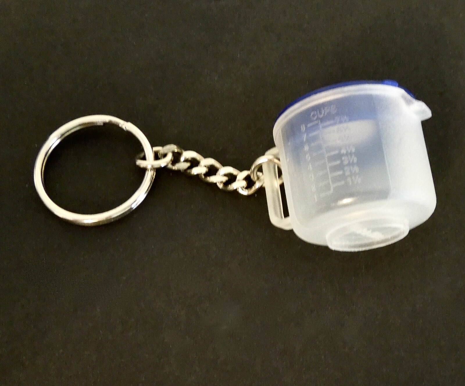 TUPPERWARE vintage  MIX n' STOR Plus PITCHER key chain  sheer bowl blue seal NEW