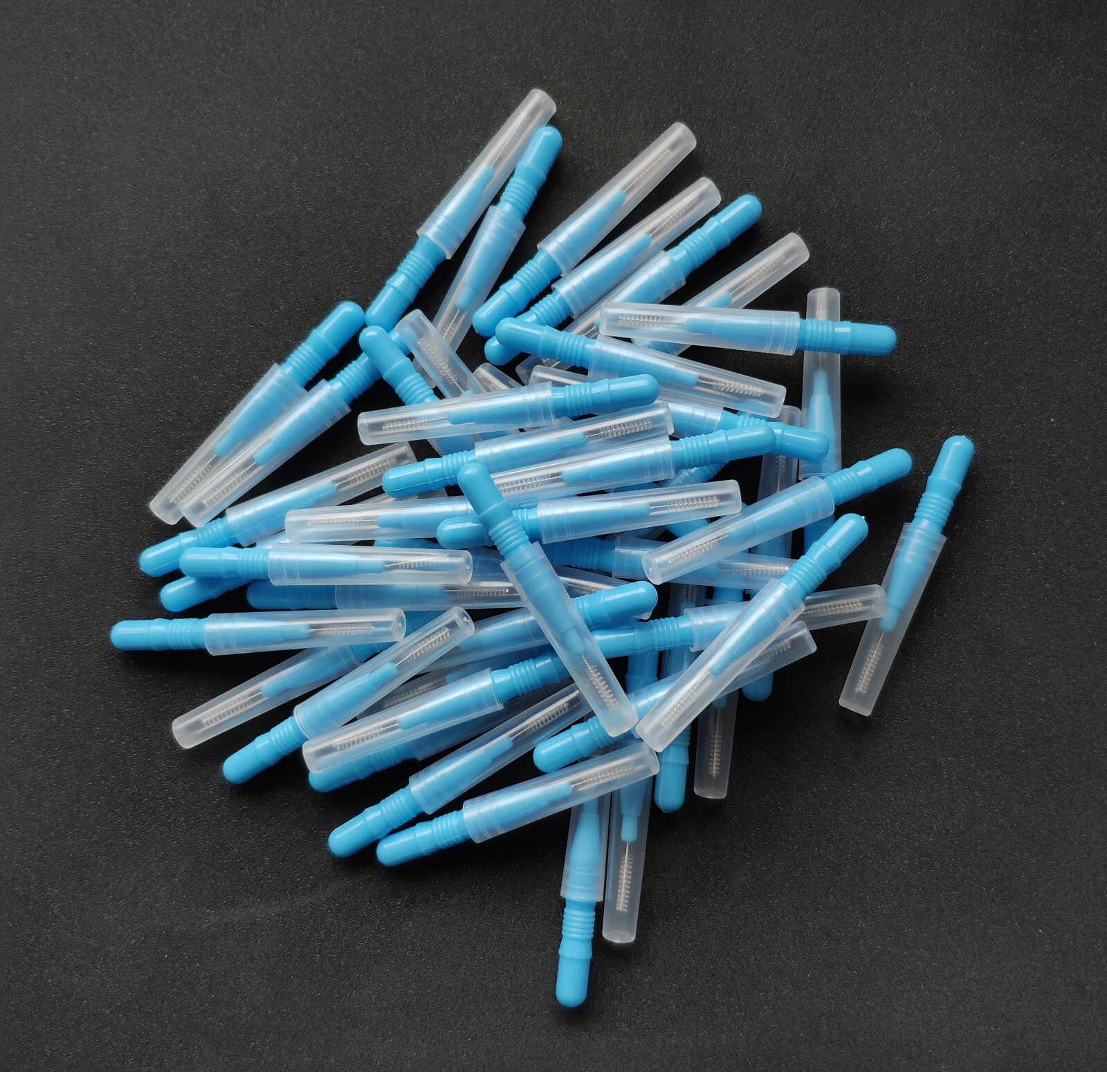100Pcs Dental Ortho Interdental Brush Floss Sticks Tooth Floss Teeth Cleaning