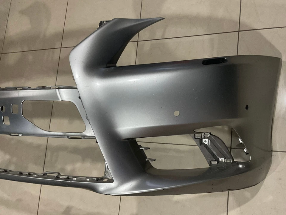 Cubierta de parachoques delantero plateada 2013-2017 Lexus LS460/LS600H base 52119+50E80 OEM Foto 2 de 4