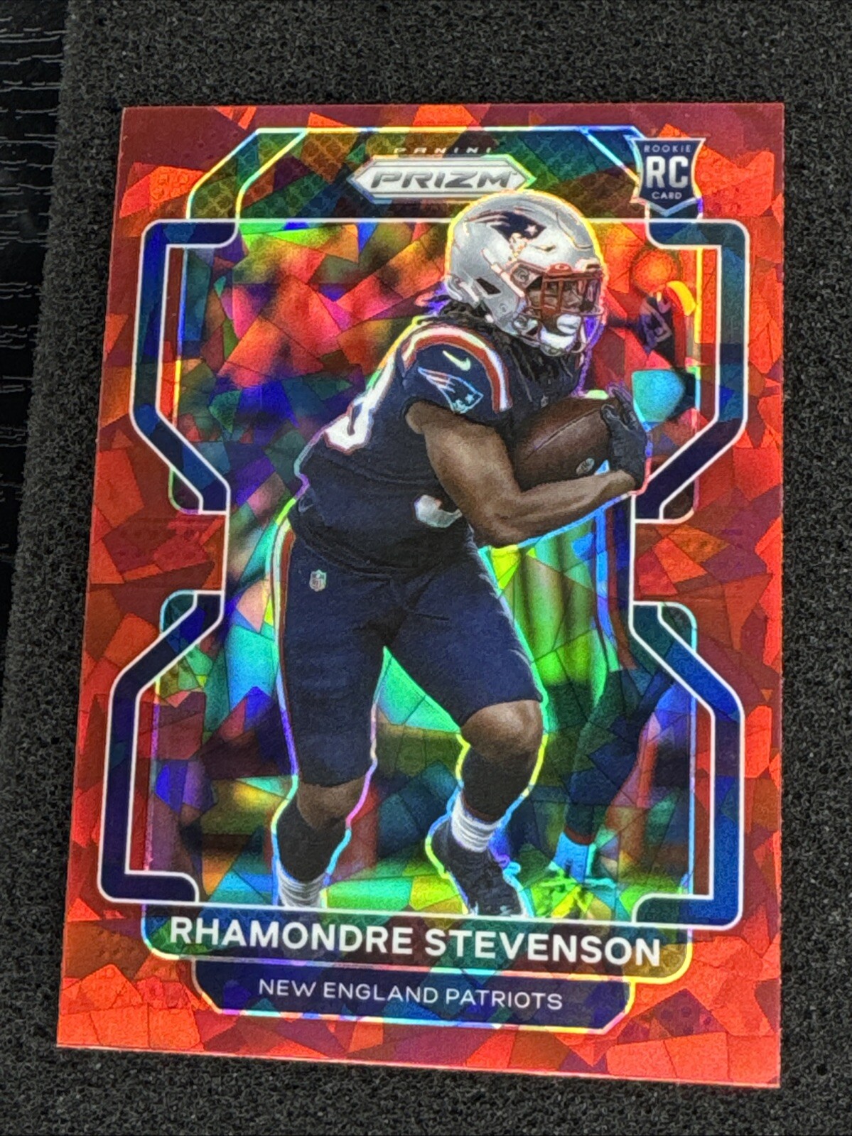 2021 Panini Prizm Football #367 Rhamondre Stevenson Red Cracked Ice Rookie RC