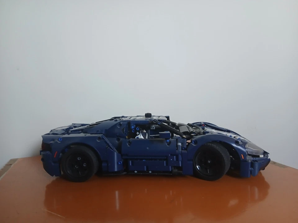 LEGO Technic 42154 2022 Ford GT, photo 2 sur 5