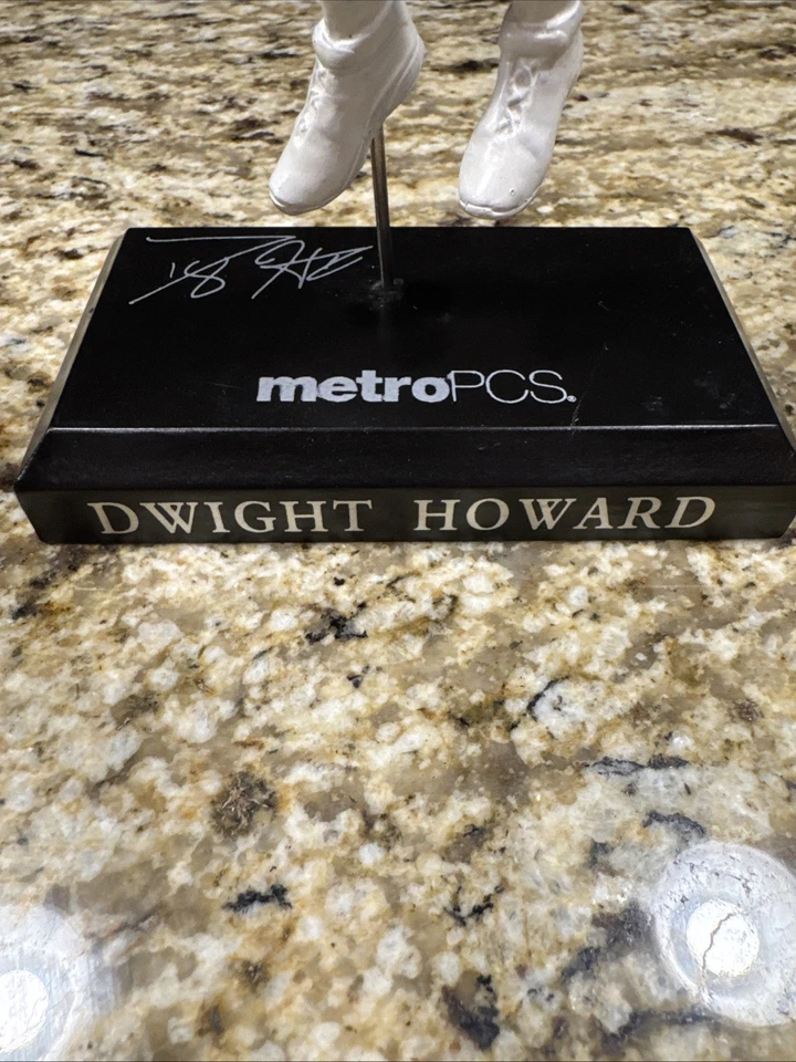 🏀Фигурка Дуайта Ховарда из Orlando Magic Basketball NBA Metro PCS Bobble Dobbles - Изображение 3 из 4