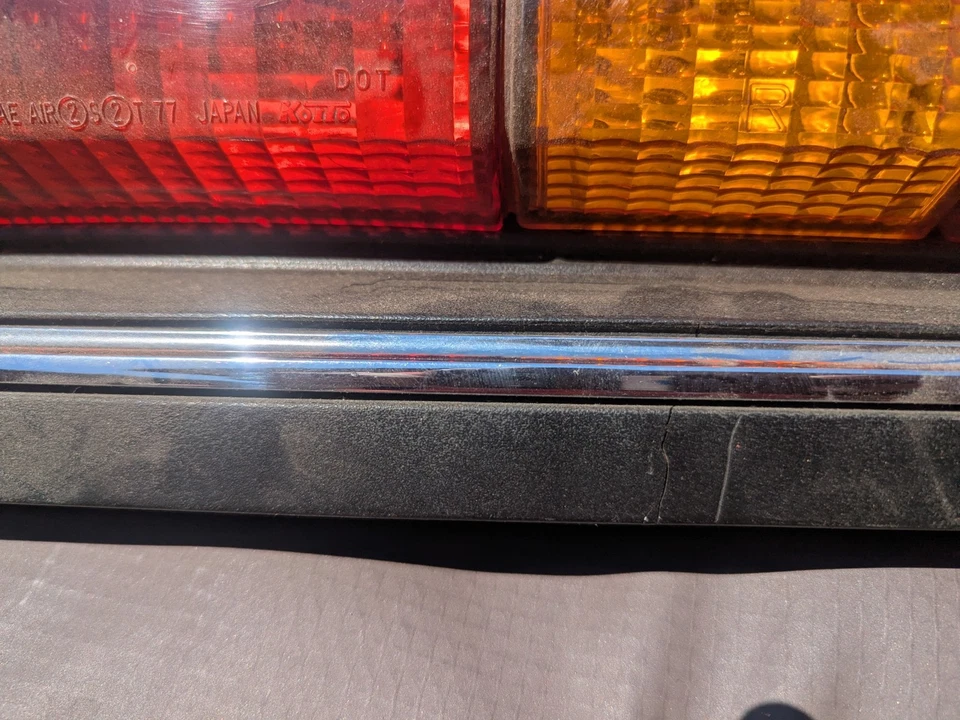 79 80 81 TOYOTA SUPRA LUZ TRASERA DERECHA/LADO PASO 6349 Foto 4 de 4