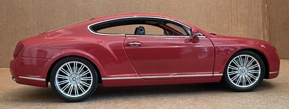 Minichamps 1/18 scale Bentley Continental GT 2008 Red, Excellent Condition - Image 2 of 4