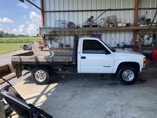 1997 Chevy 2500 Flat Bed Pick Up Truck Needs Motor Threw A Rod Im Assuming 1997 Chevy 2500 Flat Bed Pick Up Truck Needs Motor Threw A Rod Im Assuming