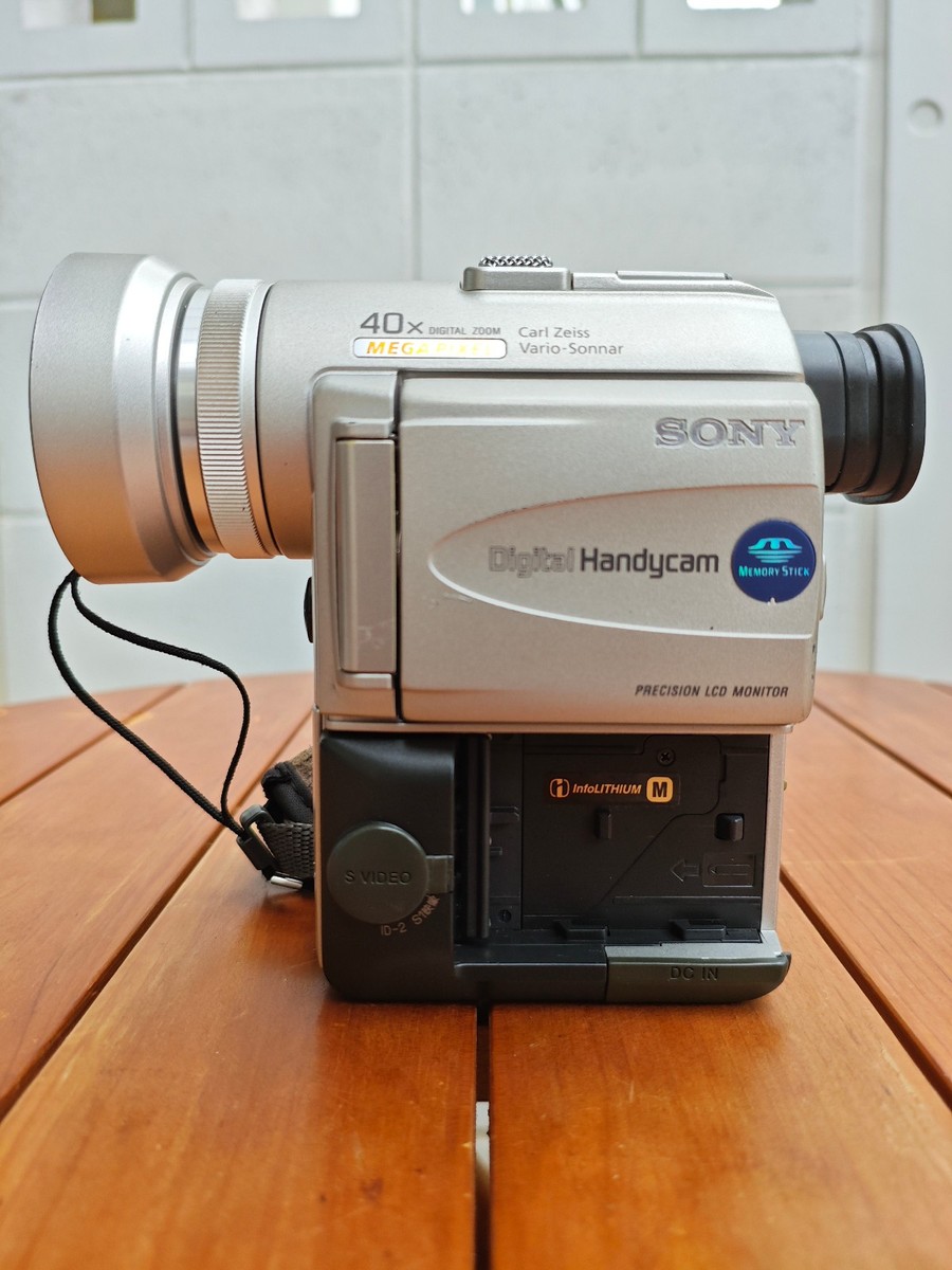 Sony Handycam DCR-PC100E Mini DV Camcorder for sale online