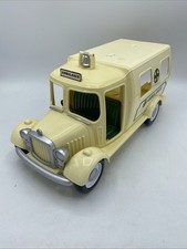Sylvanian Families Ambulance DAMAGED