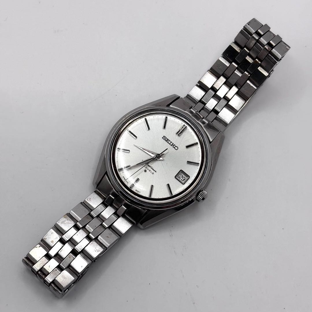 Seiko Skyliner Vintage Watch 21 Jewels Manual Winding Silver 6102