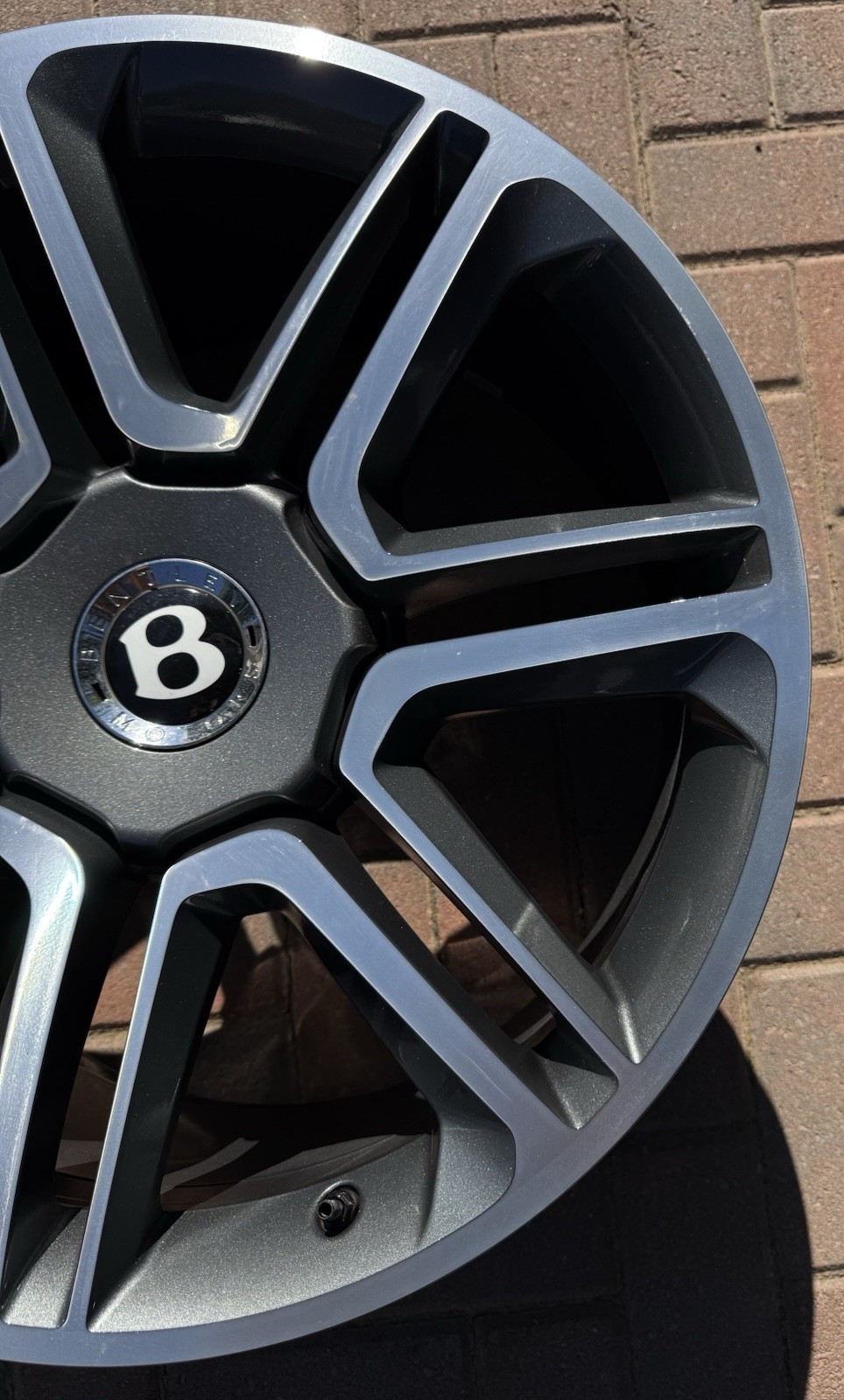 Bentley Bentayga 21" Factrory OEM Wheel Rim 36A601025R