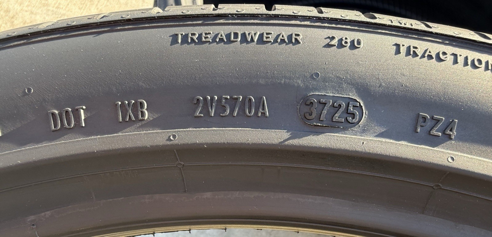 TWO BRAND NEW 325/30ZR23 109Y Pirelli P Zero PZ4 Sport L Lamborghini Urus Tires!