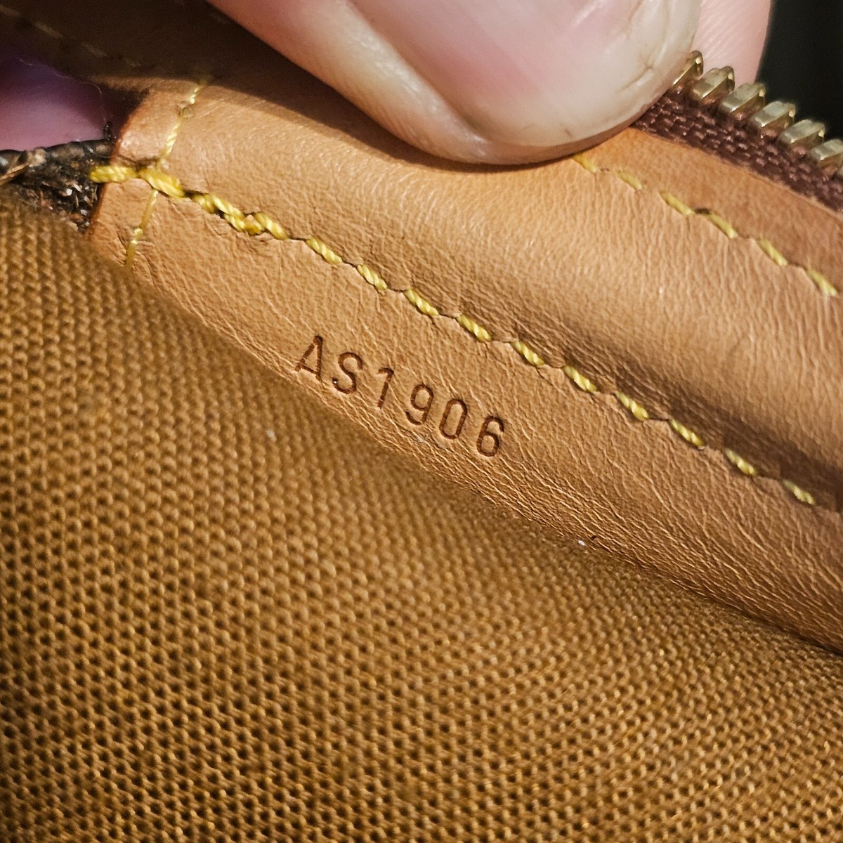 Louis Vuitton Damier Ebene Columbine Gold Zip Shoulder Bag Tote