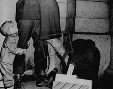 "Merry Christmas 1944" World War 2 WWII 8 x 12 Photo Picture