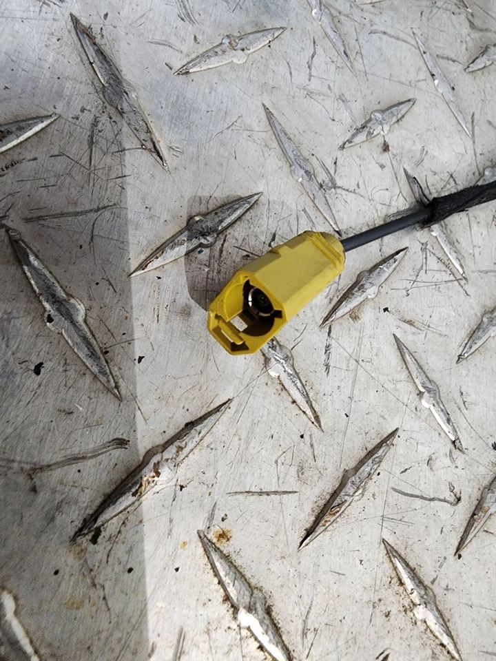 Antena de radio de techo 68292509AA compatible con Dodge Caravan 2011-2020 Foto 2 de 4