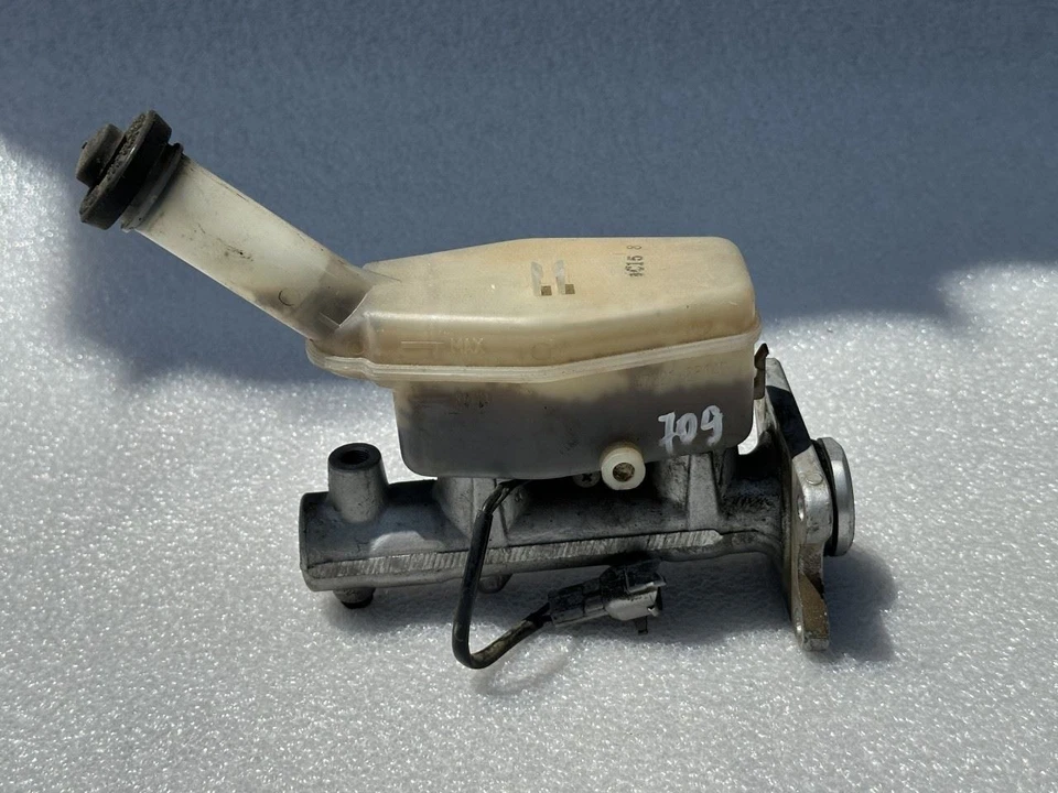 1994 TOYOTA PREVIA ТОРМОЗНОЙ ГЛАВНЫЙ ЦИЛИНДР С РЕЗЕРВУАРОМ ДЛЯ МОДЕЛЕЙ С ABS - Изображение 3 из 4