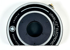 Vincent Associates UniBlitz VS35S2ZM0-29 Optical Shutter - Needs Pin Repaired