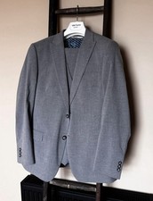 Ventura Men’s Slim Fit 40S Three Piece Grey Suit Full Set