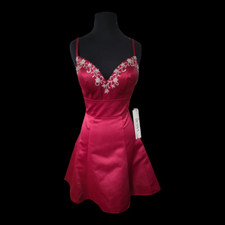 Vienna Prom Wine Strap Sleeve Sweetheart Short A-line Dress New with Tags Size 6