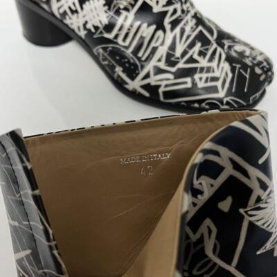 Maison Margiela Tabi Boots Graffiti Paint Black White Chunky Maison Margiela Tabi Boots Graffiti Paint Black White Chunky
