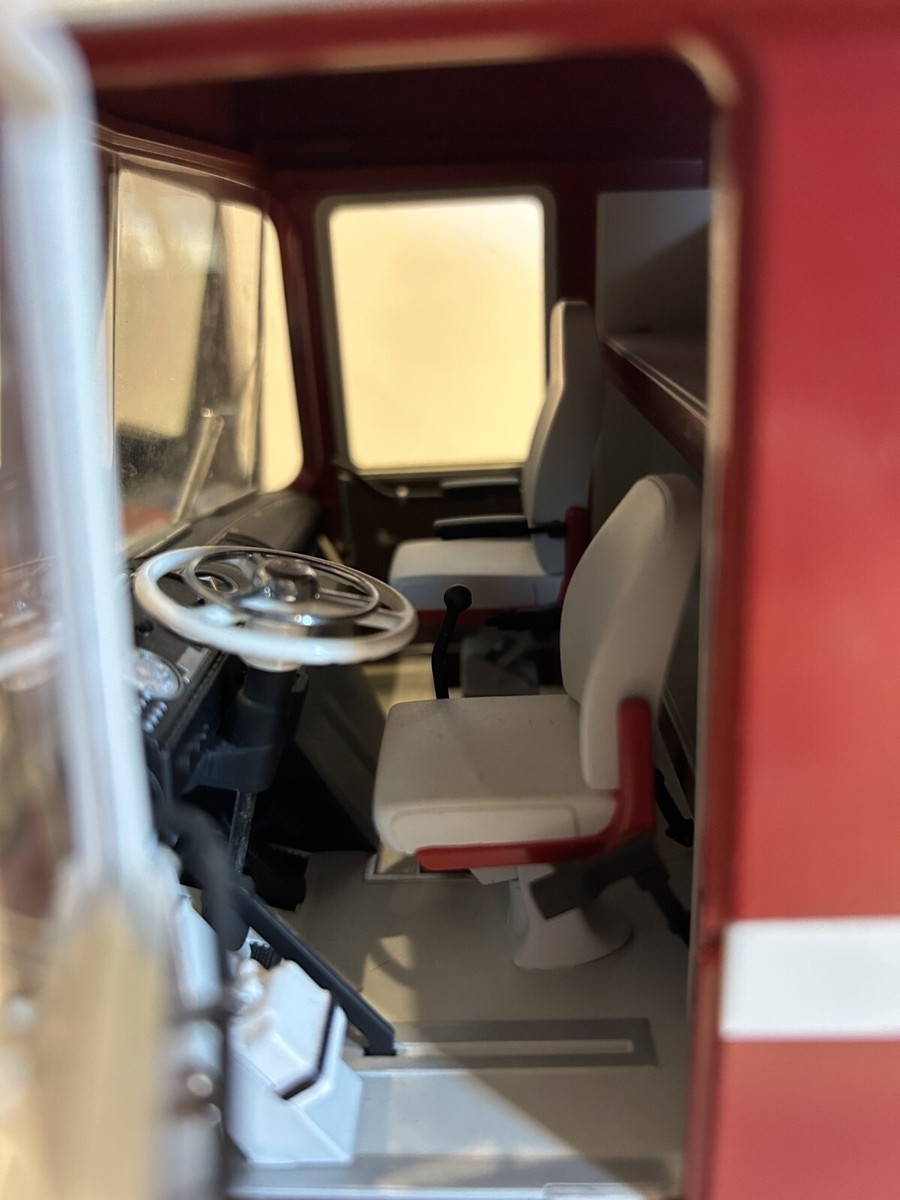 Premium Classixxs Renntransporter Race Car Transporter