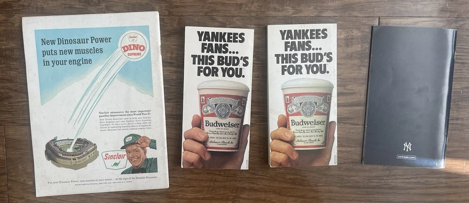 NY Yankees - 1964 World Series Program + 1986 & 1987 & 2009 Information Guides - Image 2 of 4