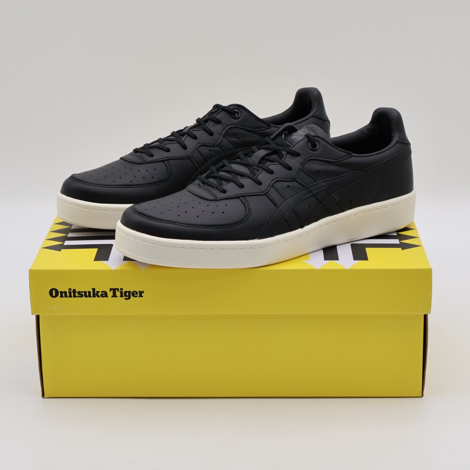 1183A803-002 Onitsuka Tiger GSM SD Black Black (Men's)