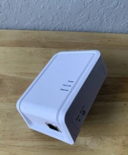 SerComm Corporation Model IP522CG V2 200Mbps Powerline Ethernet Adapter