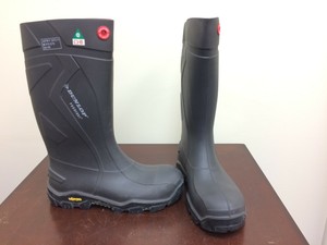 dunlop rubber work boots