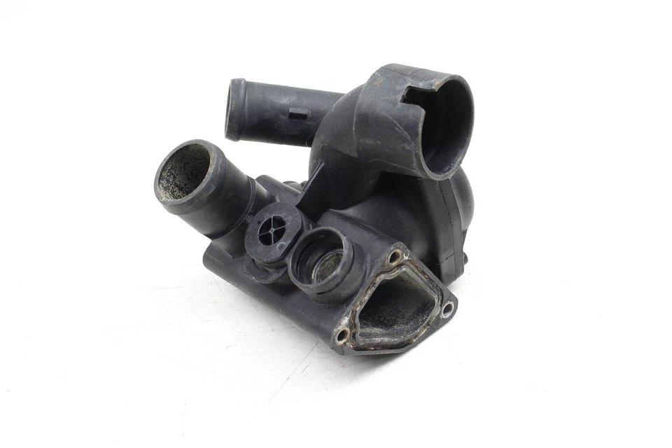 2004-2007 VW TOUAREG - Thermostat Housing 022121117C — 第 2/4 张图片