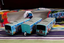 Takara Tomy Plarail Fujikyu Thomas Land 6000 Series Train Set SC-04
