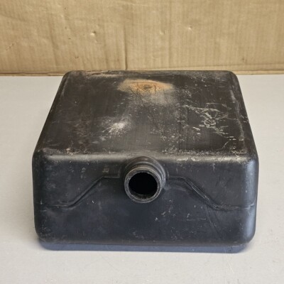 MTD Ranch King 18/44 Riding Lawnmower Fuel Gas Tank 751