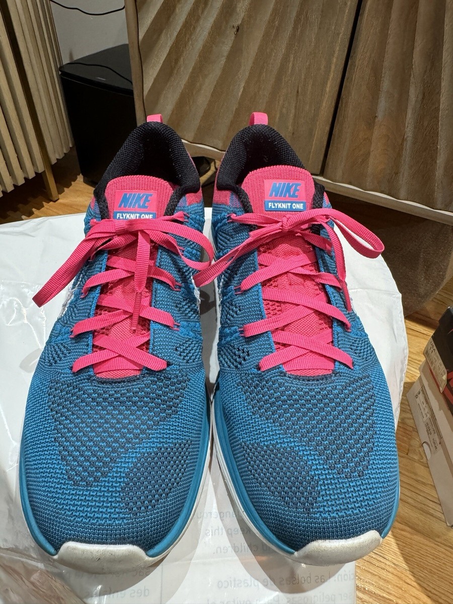 Size Nike Flyknit One+ Blue Pink