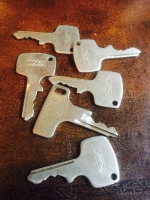Vintage Antique Honda OEM Factory Pre Cut Motorcycle Key # E5779