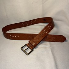 Gap Brown Leather Belt Brown Ladies Sz Medium 1.5 ins wide