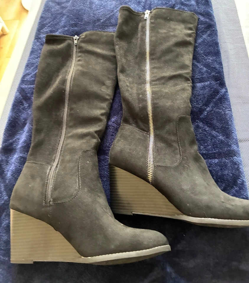 Style & Co WYNTERRF женщин колена на танкетке каблуке ботинки черный искусственной замши - Изображение 3 из 4