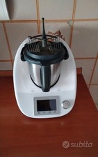 Bimby tm5   con varoma e  suoi accessori