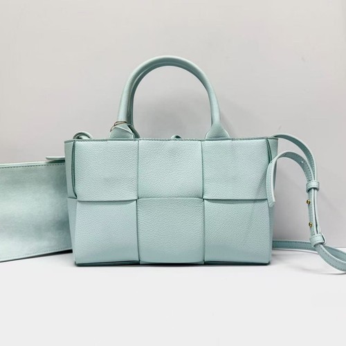 Bottega Veneta Andiamo Mint Green Intreccio Leather 2Way AUTH