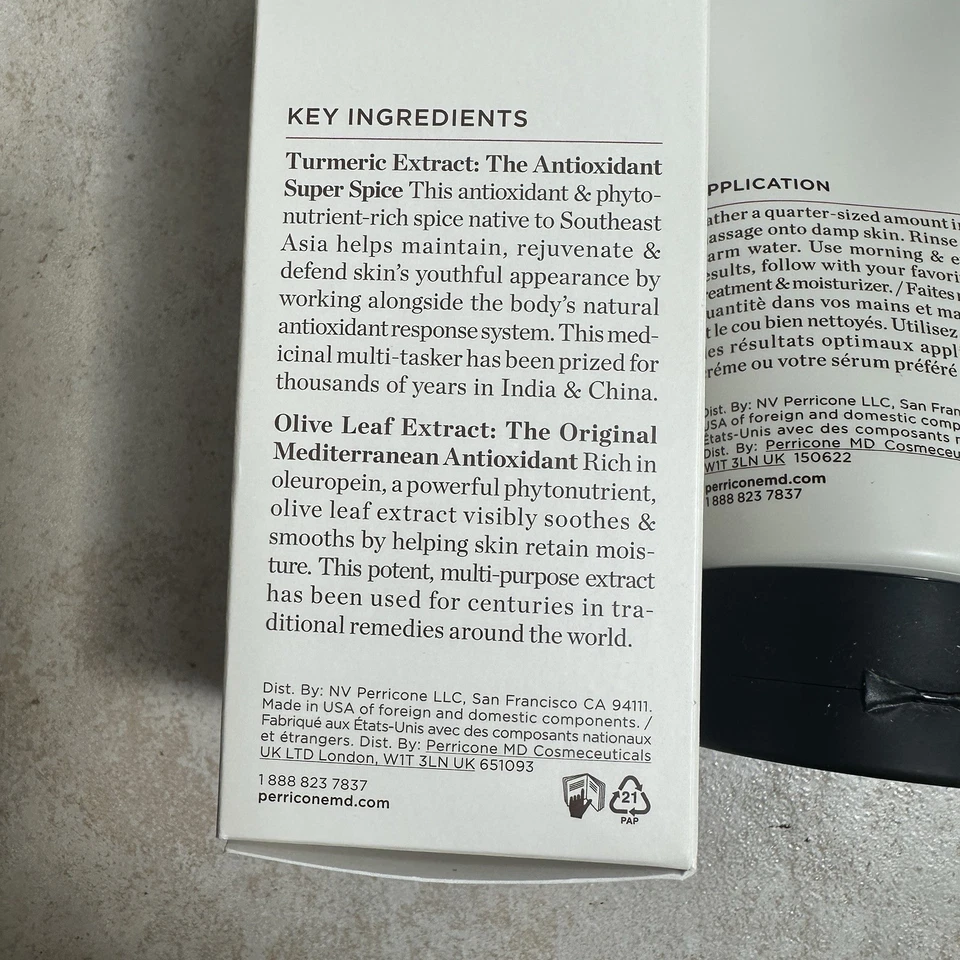 Limpiador espumoso diario sin aceite PERRICONE MD PRE:EMPT SERIES™ 5,1 OZ Foto 3 de 4