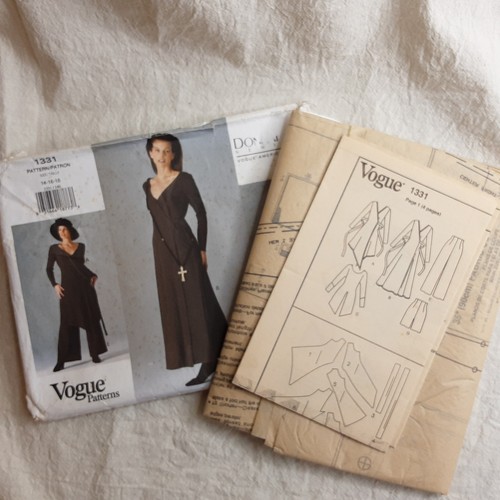 Vintage Vogue Pattern 1331 Donna Karan 14-16 UNCUT - Picture 3 of 4