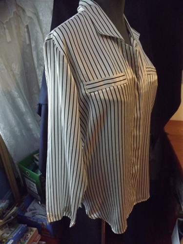 APOSTROPHE INTIMATES faux silk NIGHT SHIRT large (16-18) black & white stripes - Picture 3 of 11