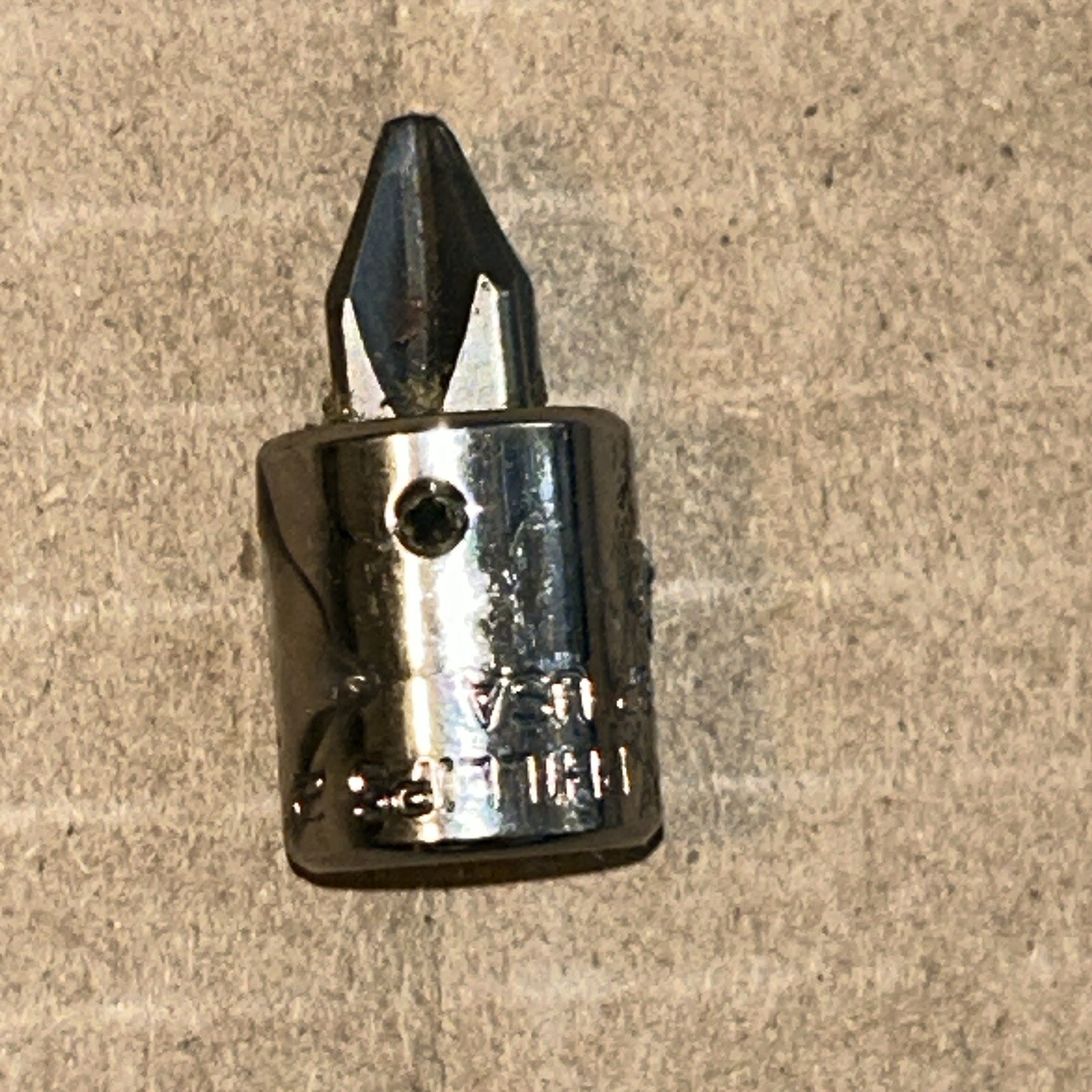 Photo 2/6