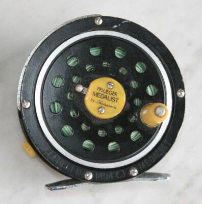Vintage PFLUEGER MEDALIST by Shakespeare Fly Fishing Reel 1494 CJ