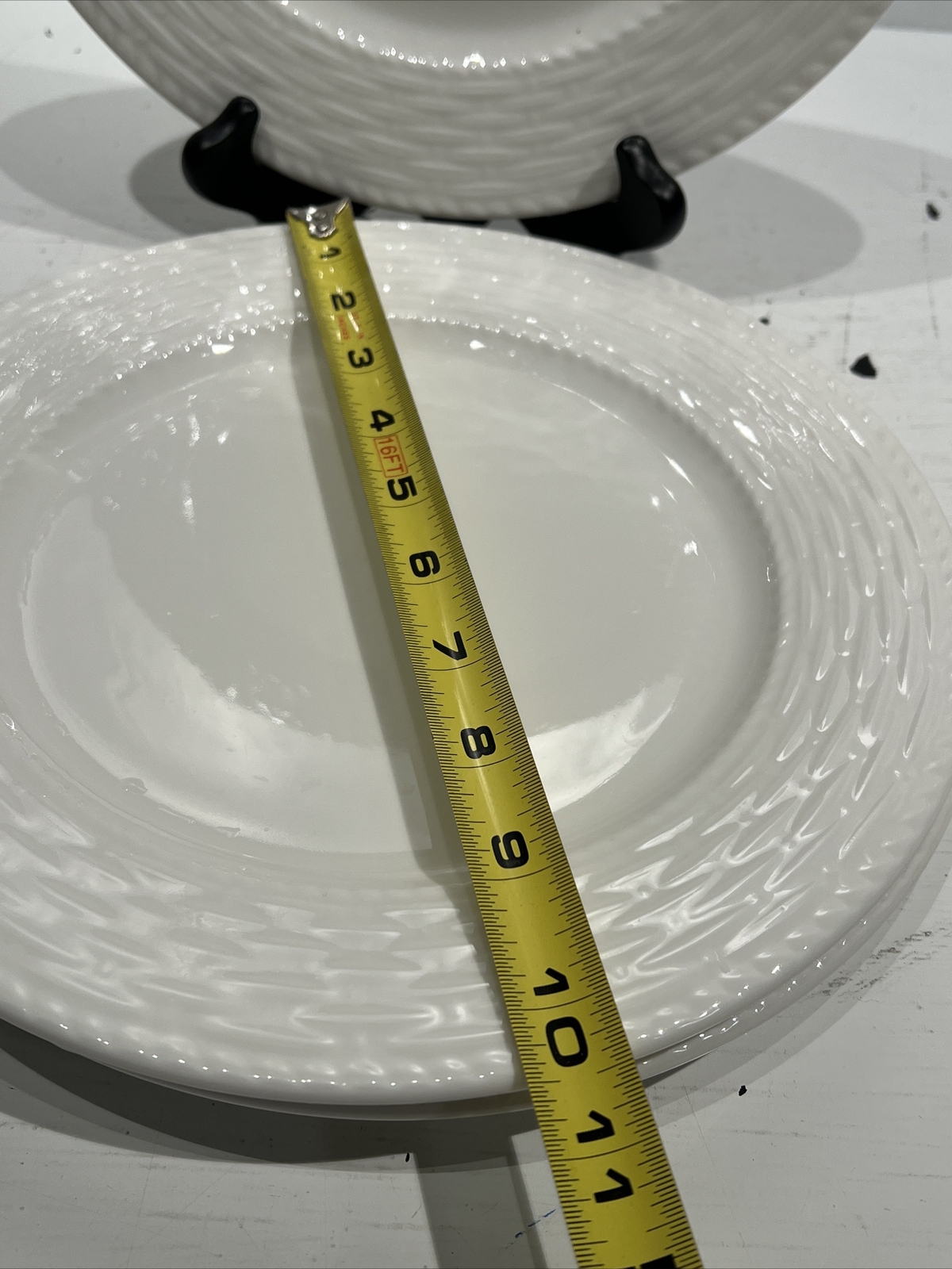 lot of 3 Gibson Home Basketweave White ~ DINNER PLATES 10 &ldquo;
