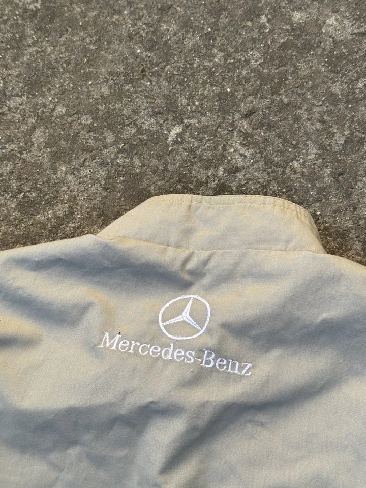 🏁Chaqueta de carreras Mercedes Benz Mobil 1 de dos caras talla: M Foto 3 de 4