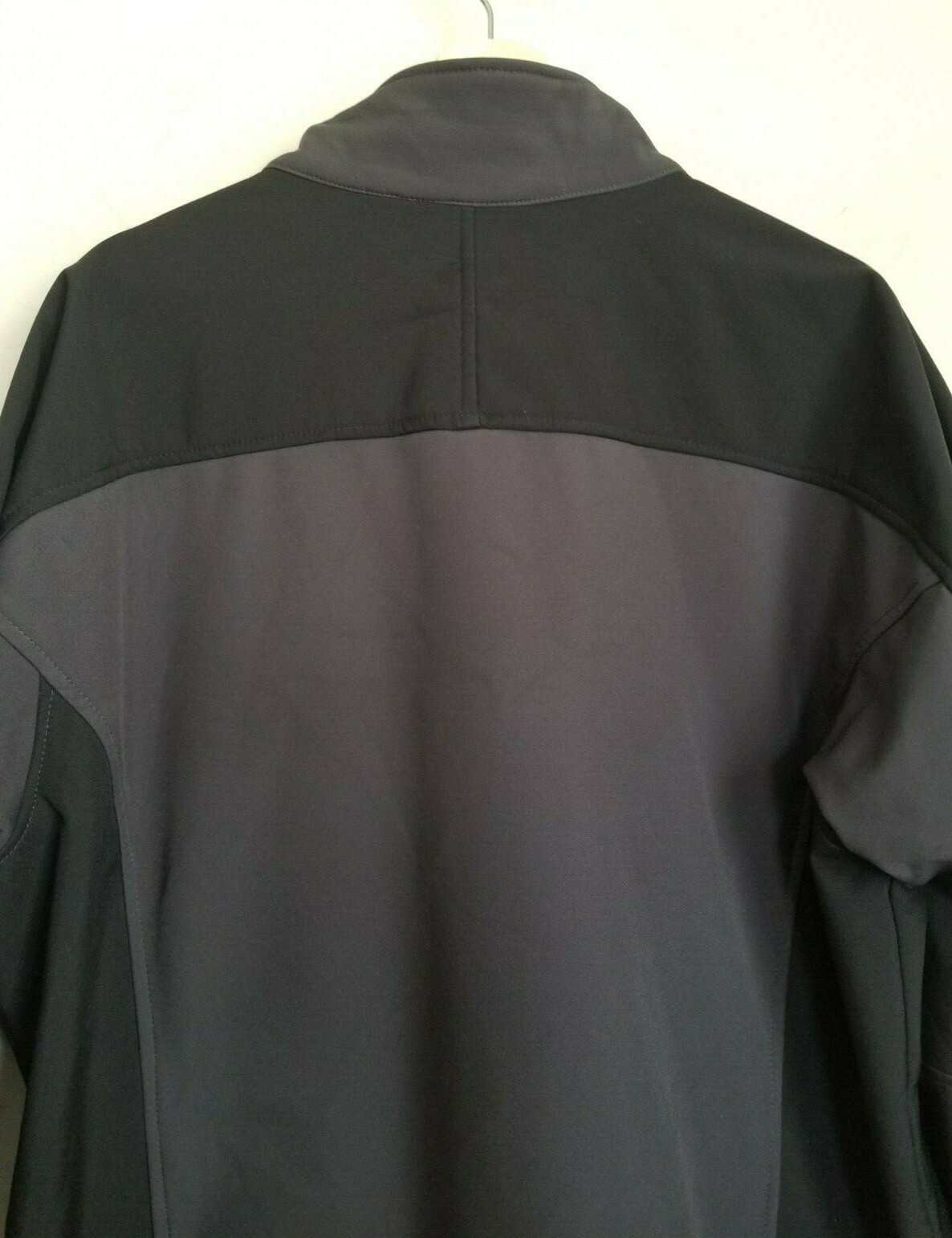 Free Tech Jacket Softshell Black/Gray Stand Colla… - image 5