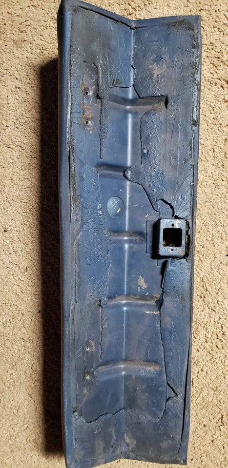 1968 69  DODGE CORONET PLYMOUTH ROADRUNNER NON RALLYE DASH GLOVE BOX DOOR BLUE  - Image 4 of 4