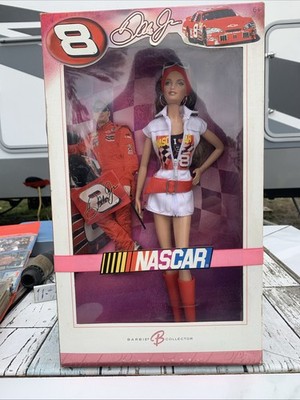 DALE EARNHARDT JR 2006 NASCAR BARBIE Still In Box. LOOK AT DESCRIPTION/PICS.NM 